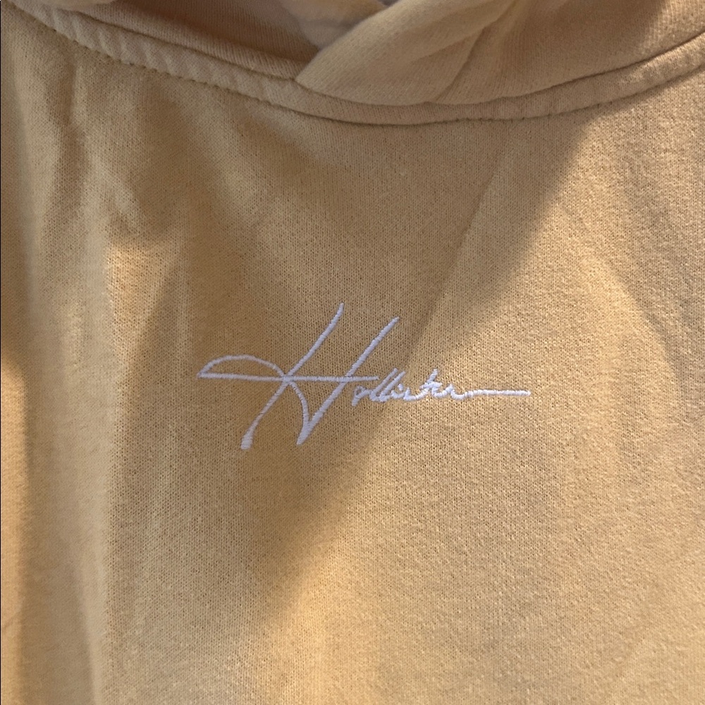 Hollister Must Have Collection Yellow Pullover Hoodie Logo graphic front &hood S